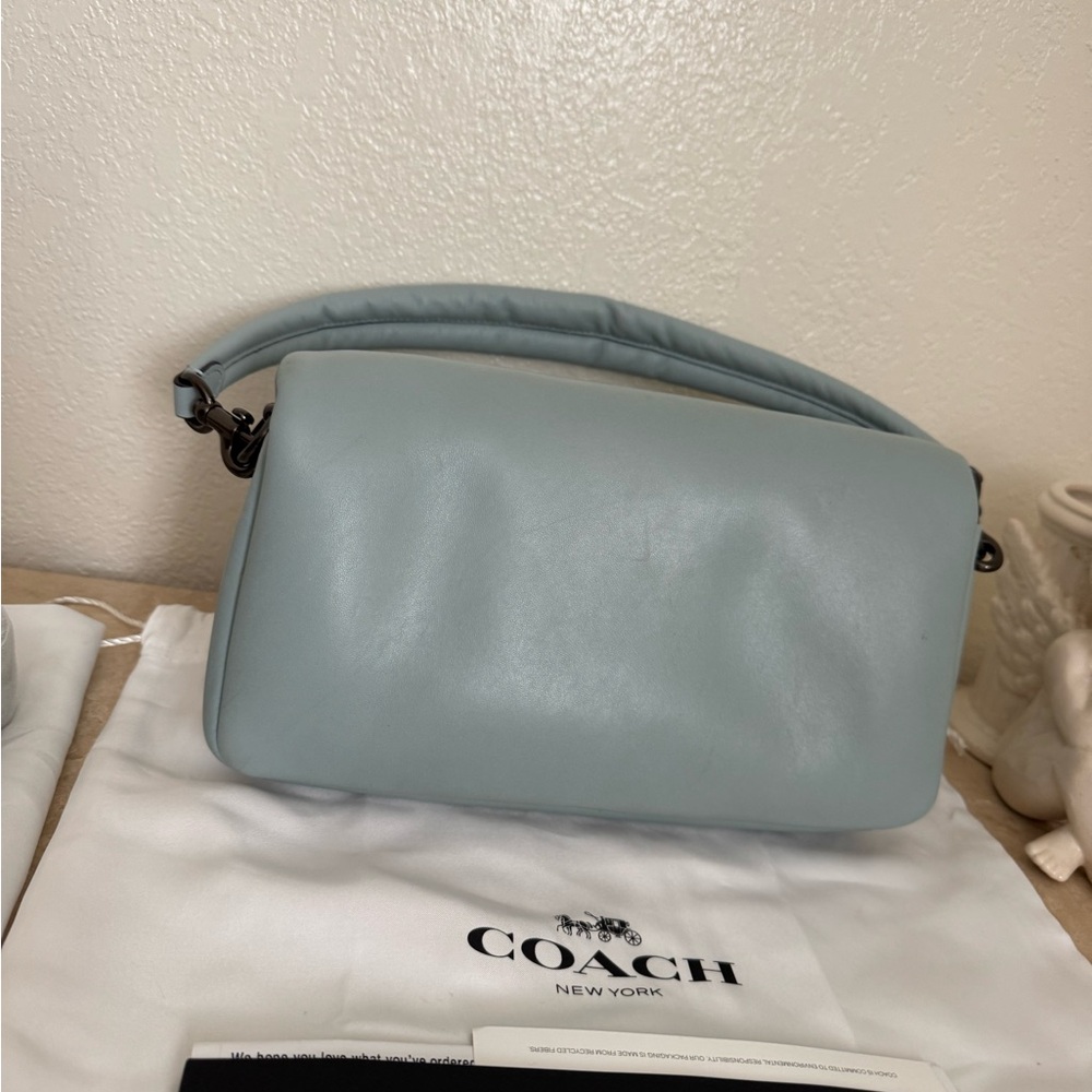 Coach Pillow Tabby 26 shoulder/crossbody - Picture 4 of 10